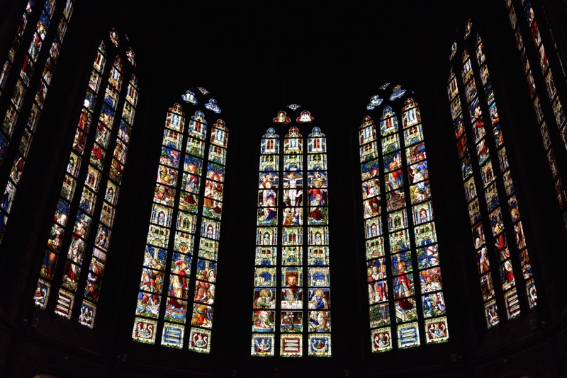 Soon We Could Have Displays and Windows That Change Color with the Flick of a Switch