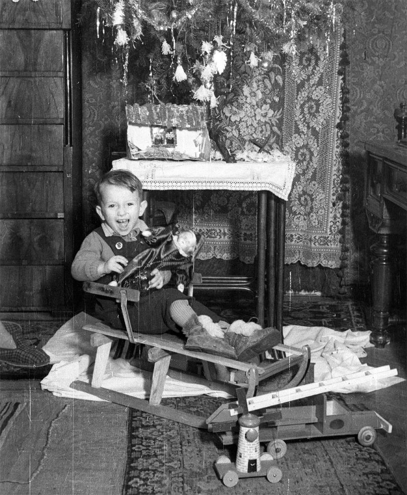 A Brief Pictorial Account of What Children Got for Christmas Decades Ago