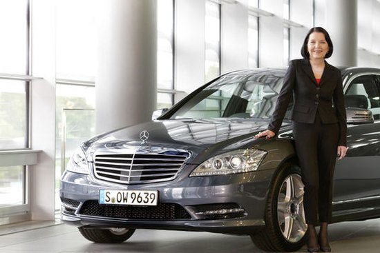 Deze mevrouw gaat Volkswagen redden