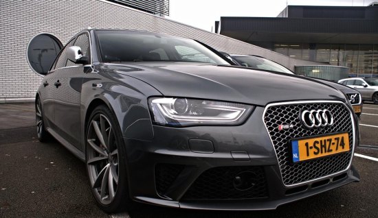 RS4 B8