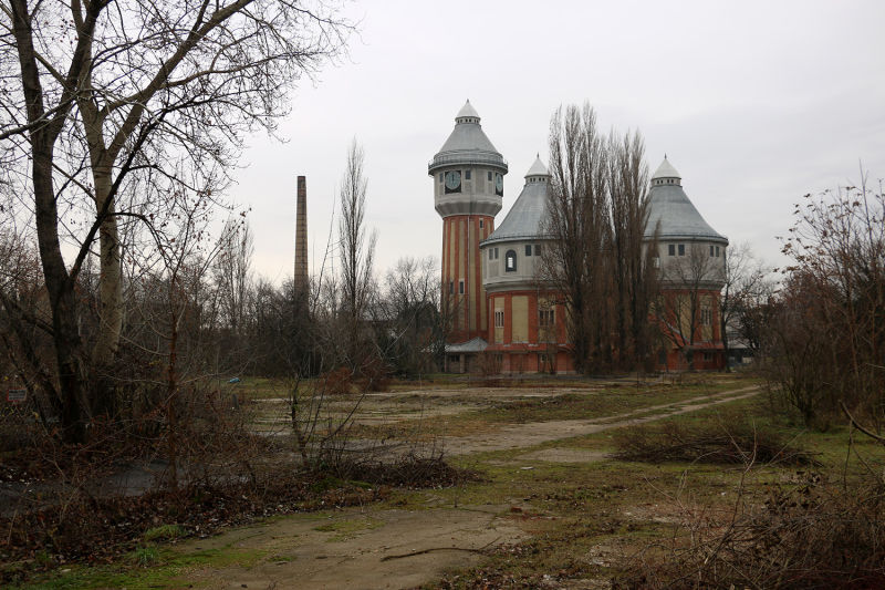 This Hundred-Year-Old Industrial Gem is Like Jabba's Real Life Palace