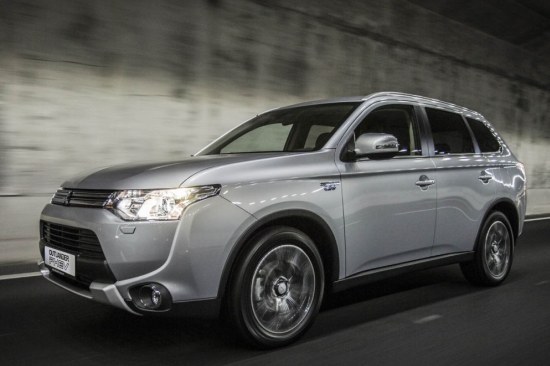 Mitsubishi Outlander PHEV X-line