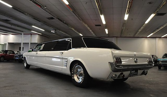 Ford Mustang Limo is bizar