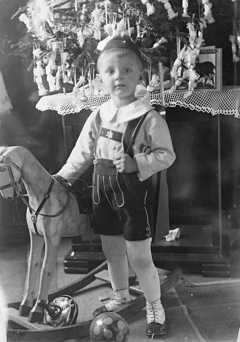 A Brief Pictorial Account of What Children Got for Christmas Decades Ago