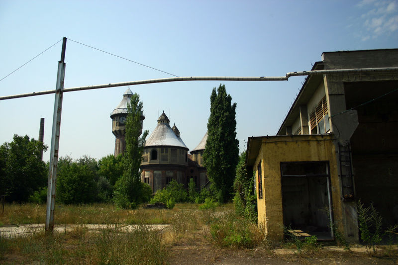 This Hundred-Year-Old Industrial Gem is Like Jabba's Real Life Palace