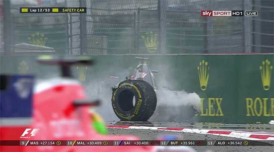 Romain Grosjean crasht hard