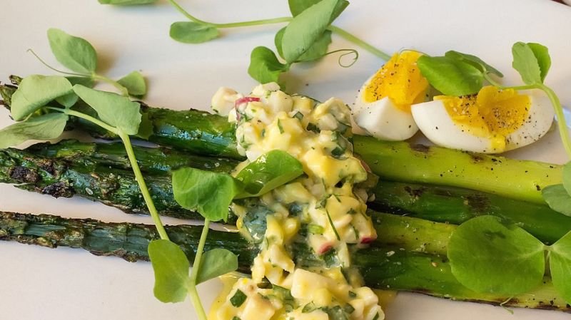 The Asparagus-Urine Smell Is Surprisingly Controversial