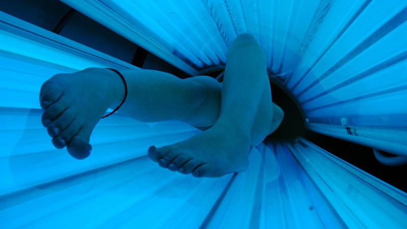 Proposed FDA Guidelines Remind Us How Terrible Tanning Booths Are For Our Health