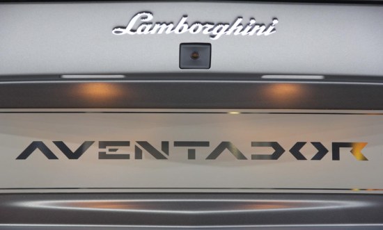 Aventador met camera