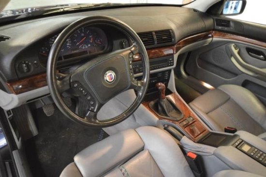Alpina B10 interieur