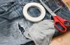 Hur man Ansöker ett Klipp Ut Tyg Patch Jeans: 9 Steg