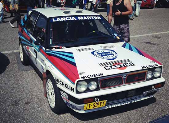 Lancia Delta HF Integrale Martini Rally
