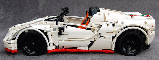 Alfa Romeo 4C Spider van LEGO