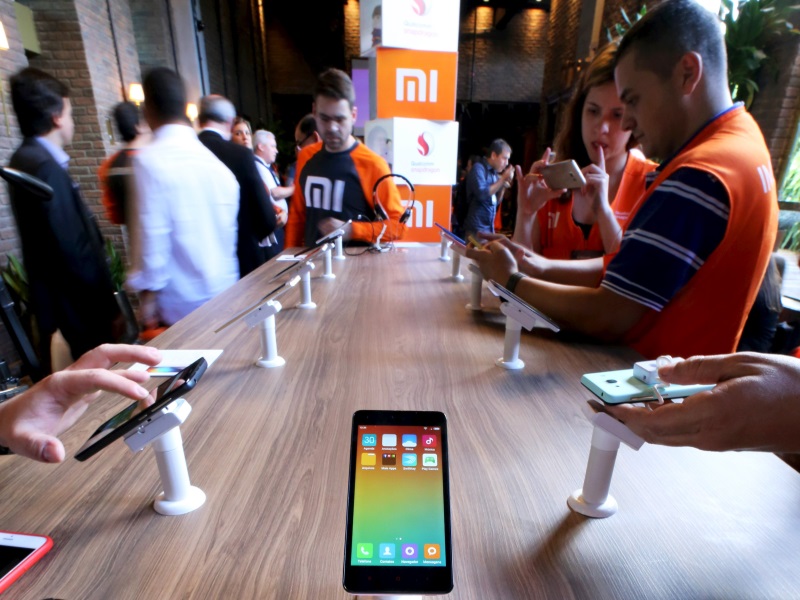 Xiaomi to Double Offline Smartphone Sales This Year: Report