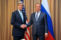 Buitenlandministers Kerry (VS, links) en Lavrov (Rusland)