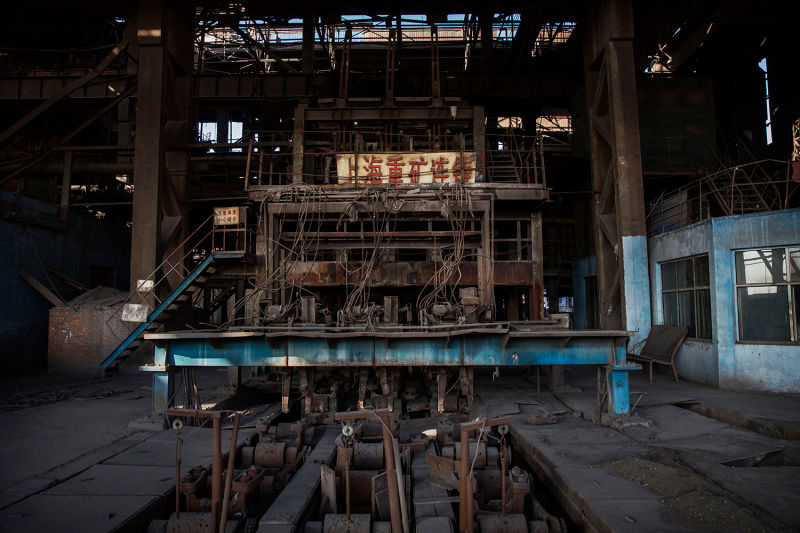 Haunting Photos From an Abandoned Steel Mill in China