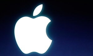 The motion would require Apple’s board of directors to adopt an ‘accelerated recruitment policy’ if it were voted in