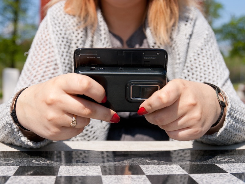 Does Your 'Pinky' Look Bent? Blame Your Smartphone