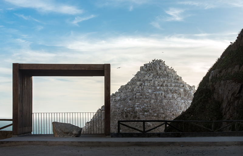 Architecture's Top Prize Went to an Incredible Chilean Architect You Probably Haven't Heard Of