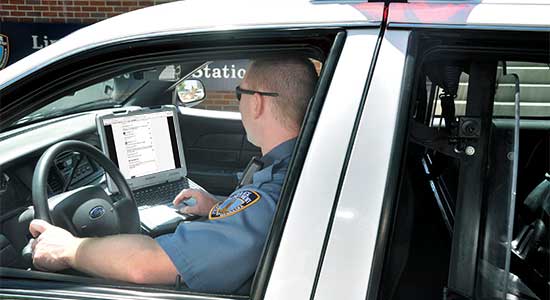 Zelfs de Amerikaanse politie zit onze reacties te vullen