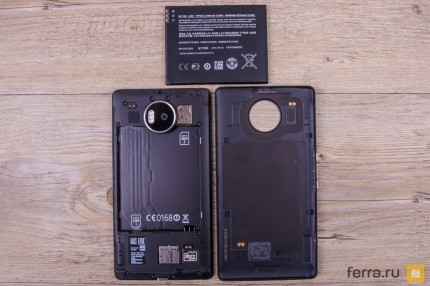 Microsoft Lumia 950 XL со снятой крышкой