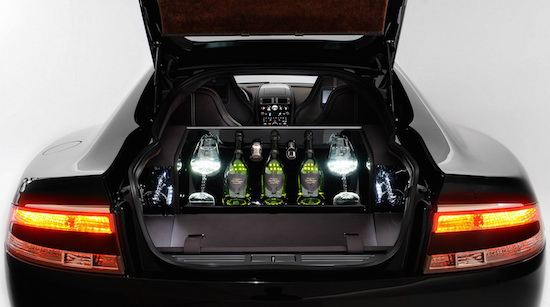Aston Martin Rapide verkrijgbaar met Dom Pérignon drankset