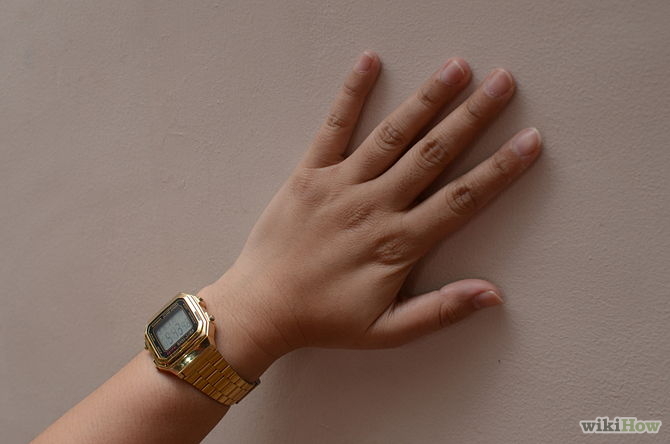Image titled Accessorise Your Room Step 2