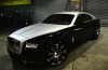 Rolls-Royce Wraith rolls on oversized slippers