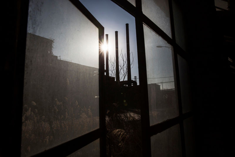 Haunting Photos From an Abandoned Steel Mill in China