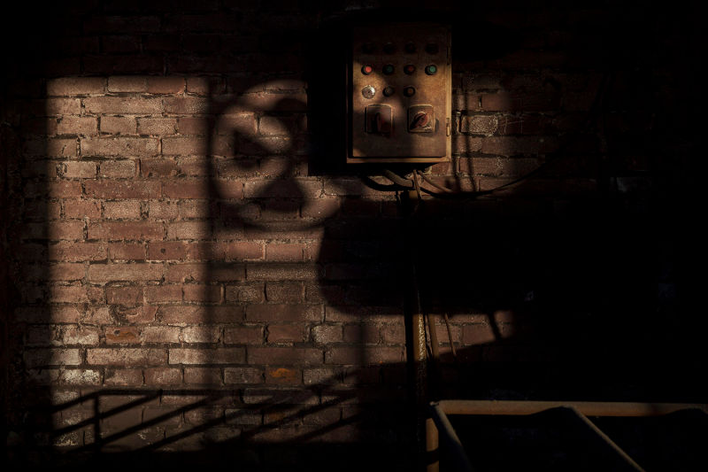 Haunting Photos From an Abandoned Steel Mill in China