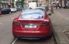 Tesla delivers record number of cars, share price collapses