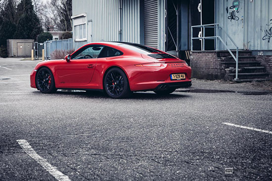 Porsche 991 911 Carrera 4 GTS