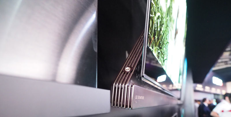 There's a Huge 4K TV Hiding In This Photo