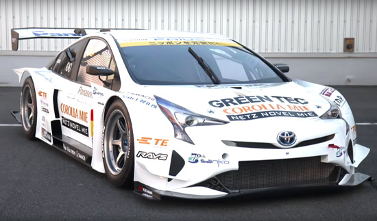 Toyota Prius GT300