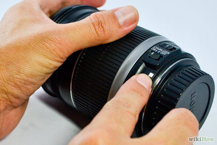 Image titled Attach a Camera Lens to a Canon Step 1