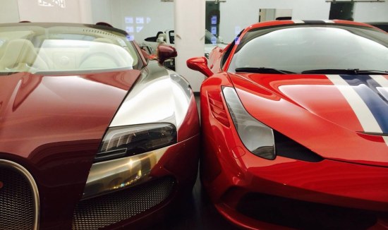 Ferrari 458 pindasaus vs Veyron
