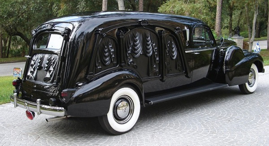 1938 S&S Cadillac Damascus Hearse