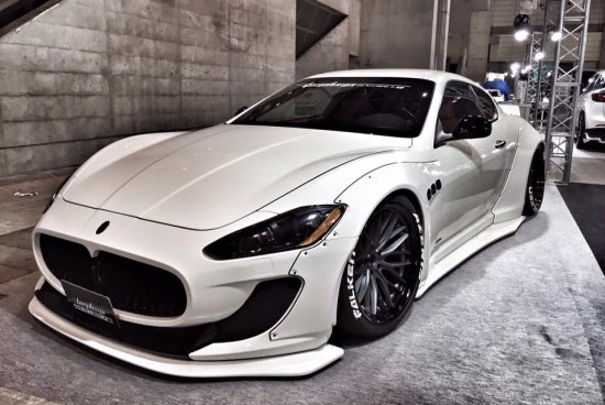 Popnagels op een Granturismo: doe maar niet