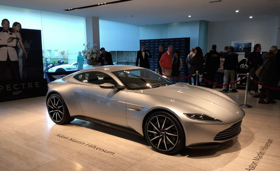 Aston Martin DB10