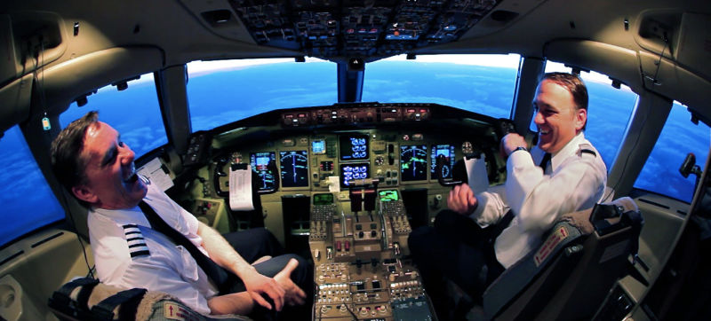 U.S. Pilots Forget How to Fly Manually, Says Department of Transportation