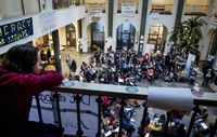 In maart 2015 was het Maagdenhuis van de Universiteit van Amsterdam enige tijd bezet door studenten en docenten. 