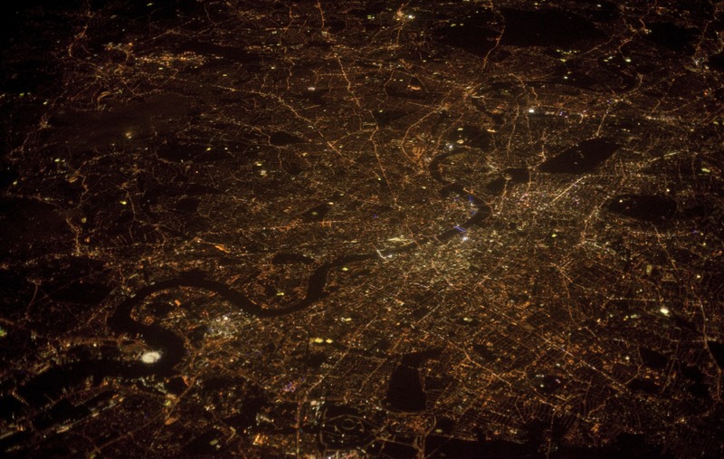 Fractal Analysis Proves People Hate the Suburbs 