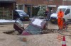 Brabant sinkhole swallows spontaneously automobiliste on