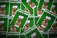 Een oude voorpagina van Charlie Hebdo uit januari 2015 na de bloedige aanslag op de redactie van het blad.