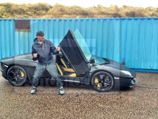 DJ Afrojack en zijn  Lamborghini