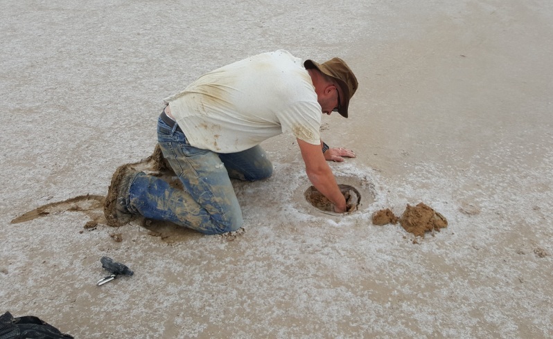 Geologists Found a Rock That's 'Older Than Earth' in the Australian Outback