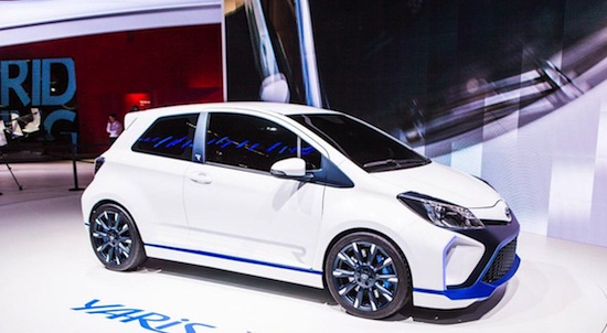 Toyota Yaris Hybrid R