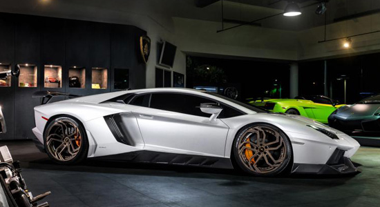 Lamborghini Aventador met setje ADV1 Novitec