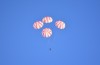 #video | Space X is testing parachutes for the delivery of astronauts to the Earth