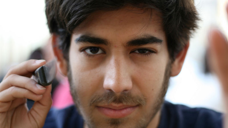 How Aaron Swartz Caught the FBI's Attention